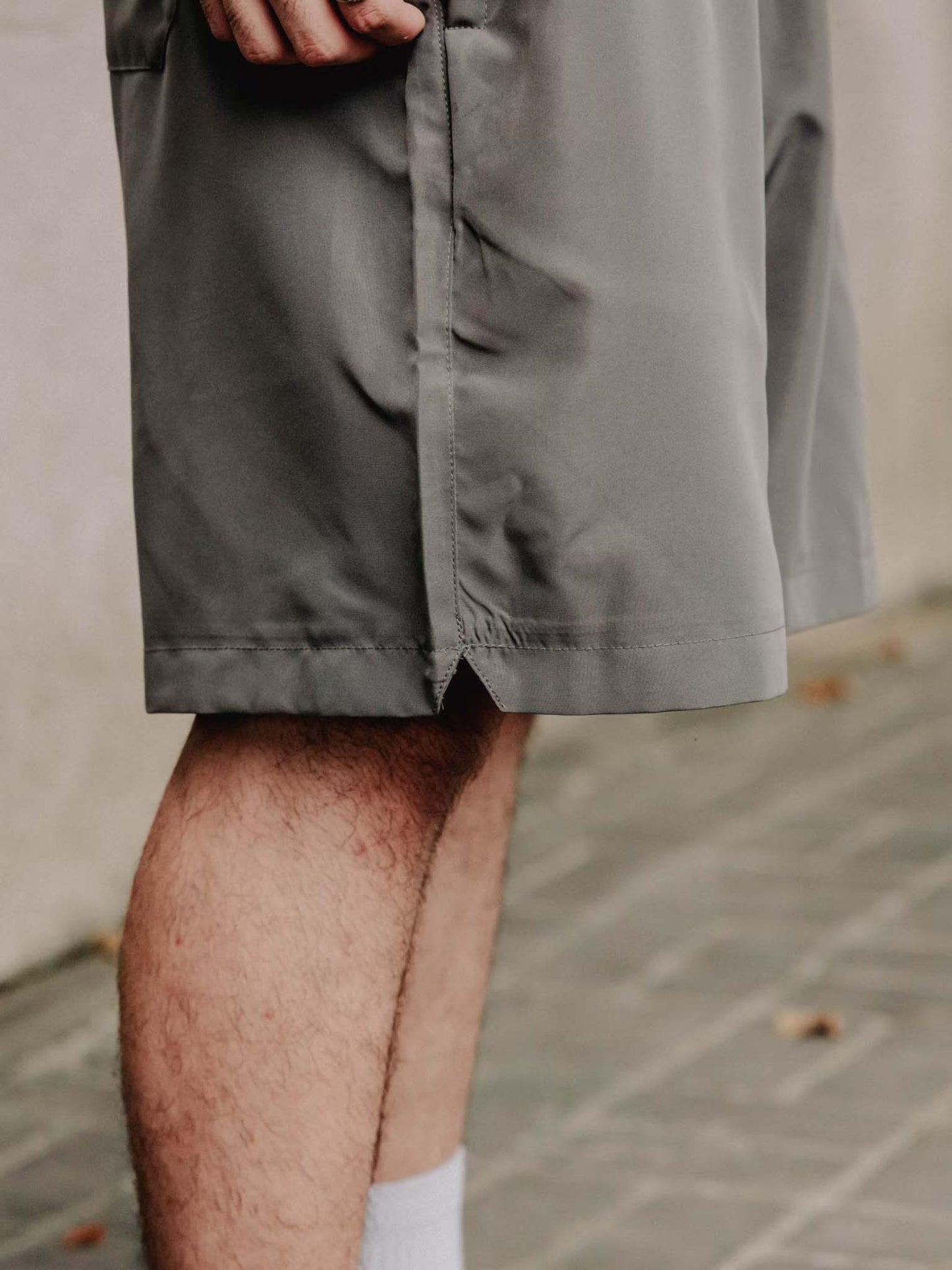 【QUEST】HIDDEN POCKET SHORTS