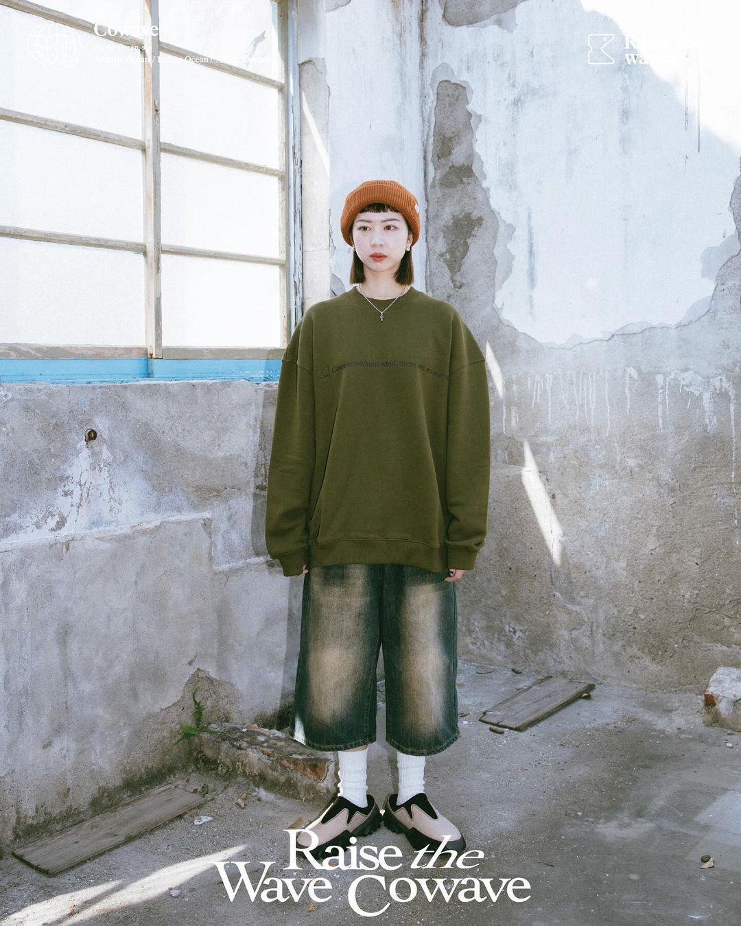 Cowave 2023-24 Fall & Winter Slogan font Sweatshirt