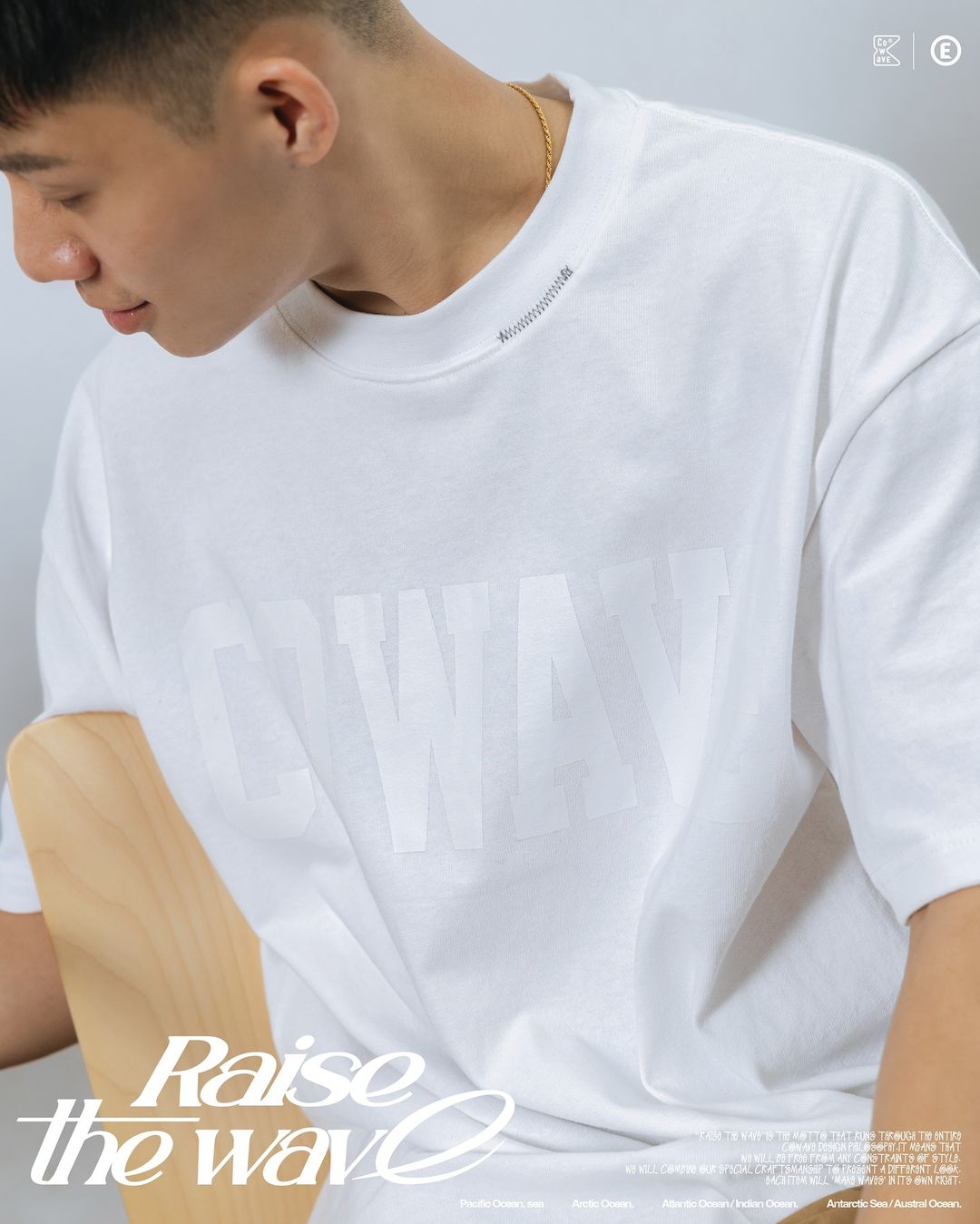Cowave 2024 Spring & Summer Same Color Print Tee