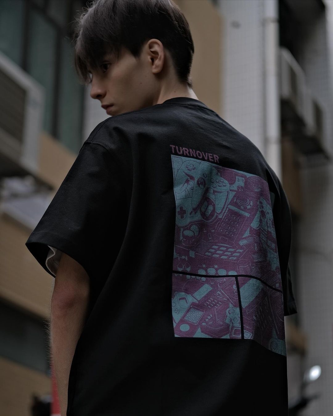 TURNOVER WRAP T-SHIRT