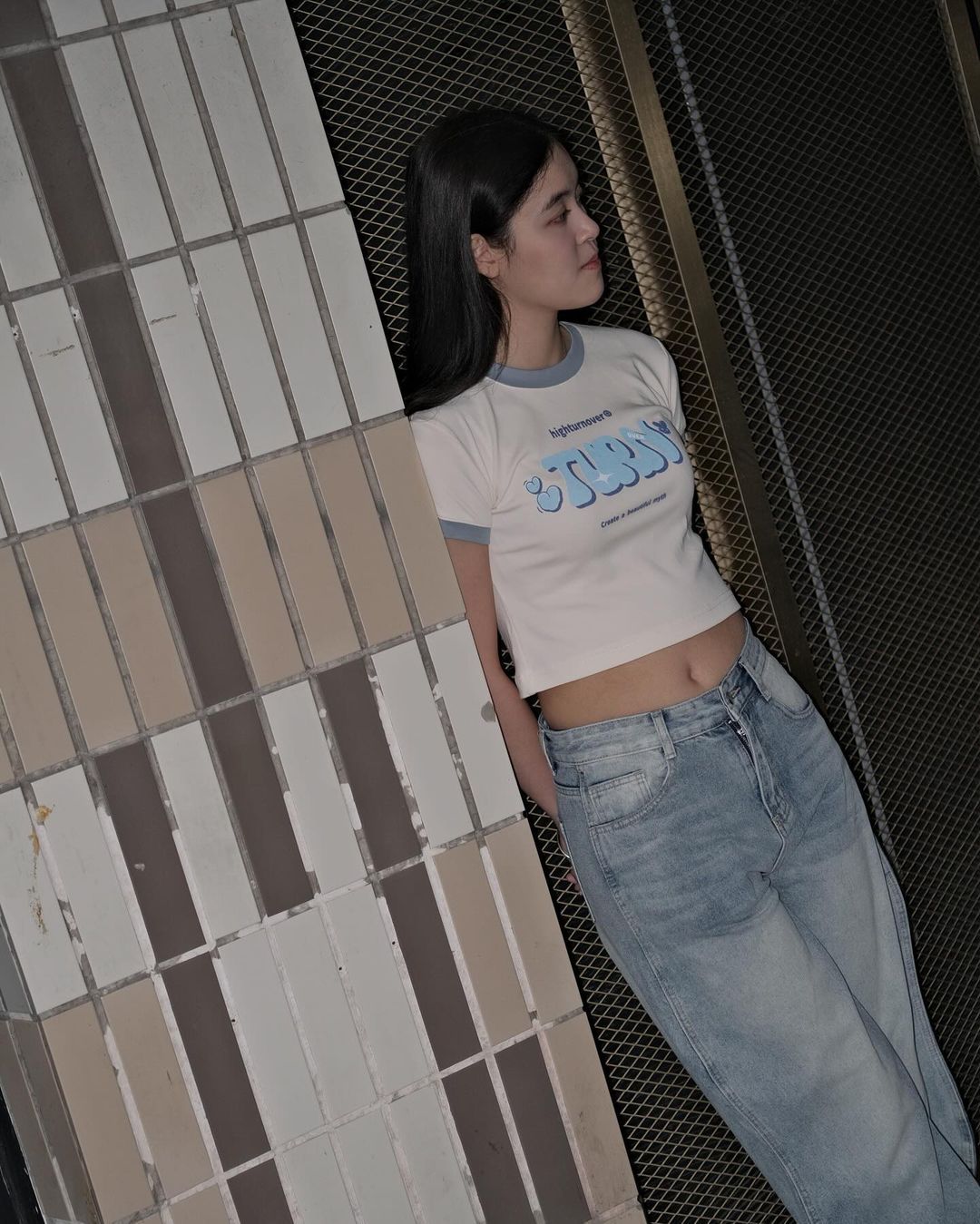 TURNOVER TURN CROP TOP