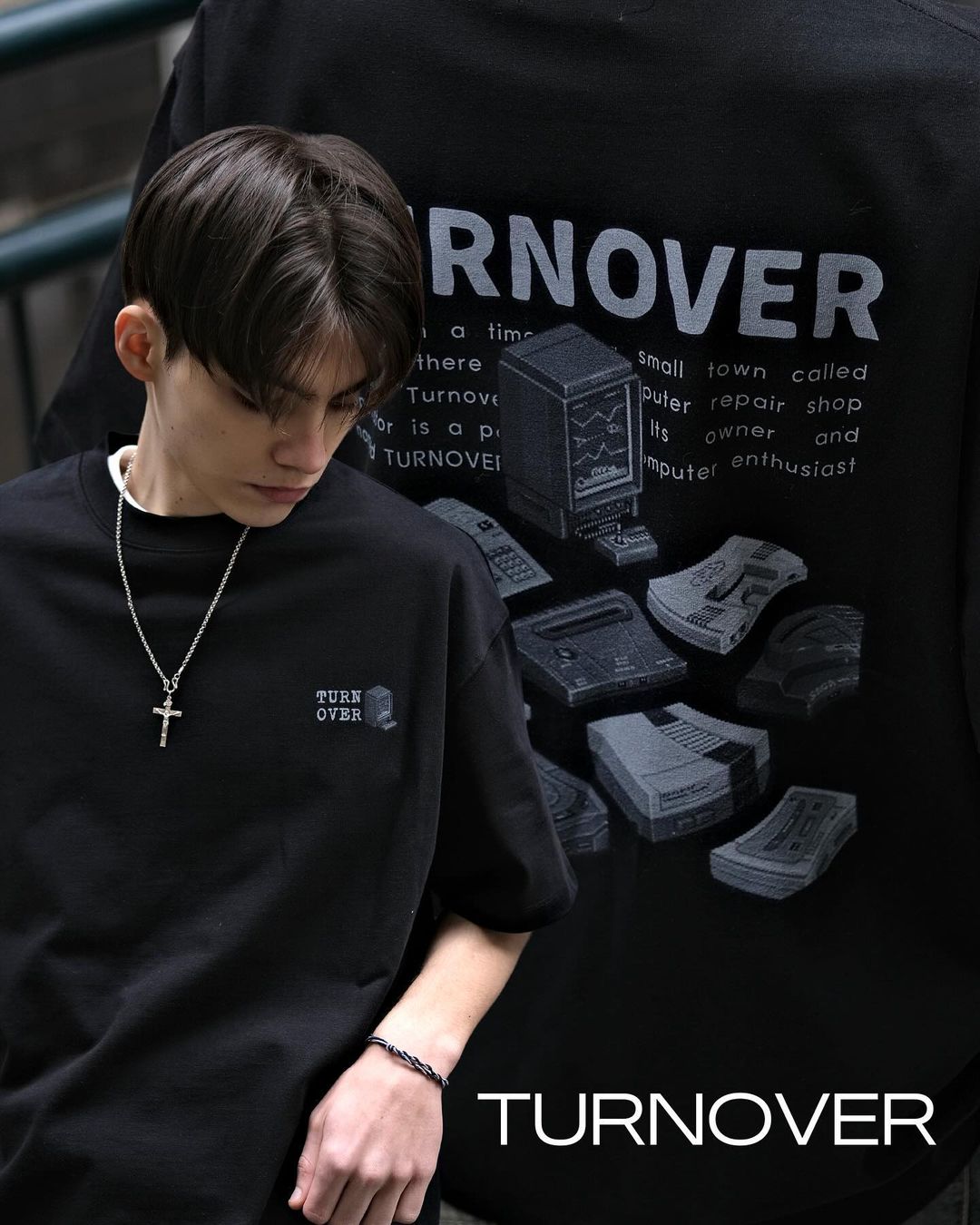 Turnover 90’s T-SHIRT