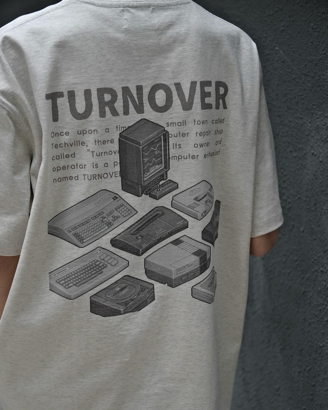 Turnover 90’s T-SHIRT