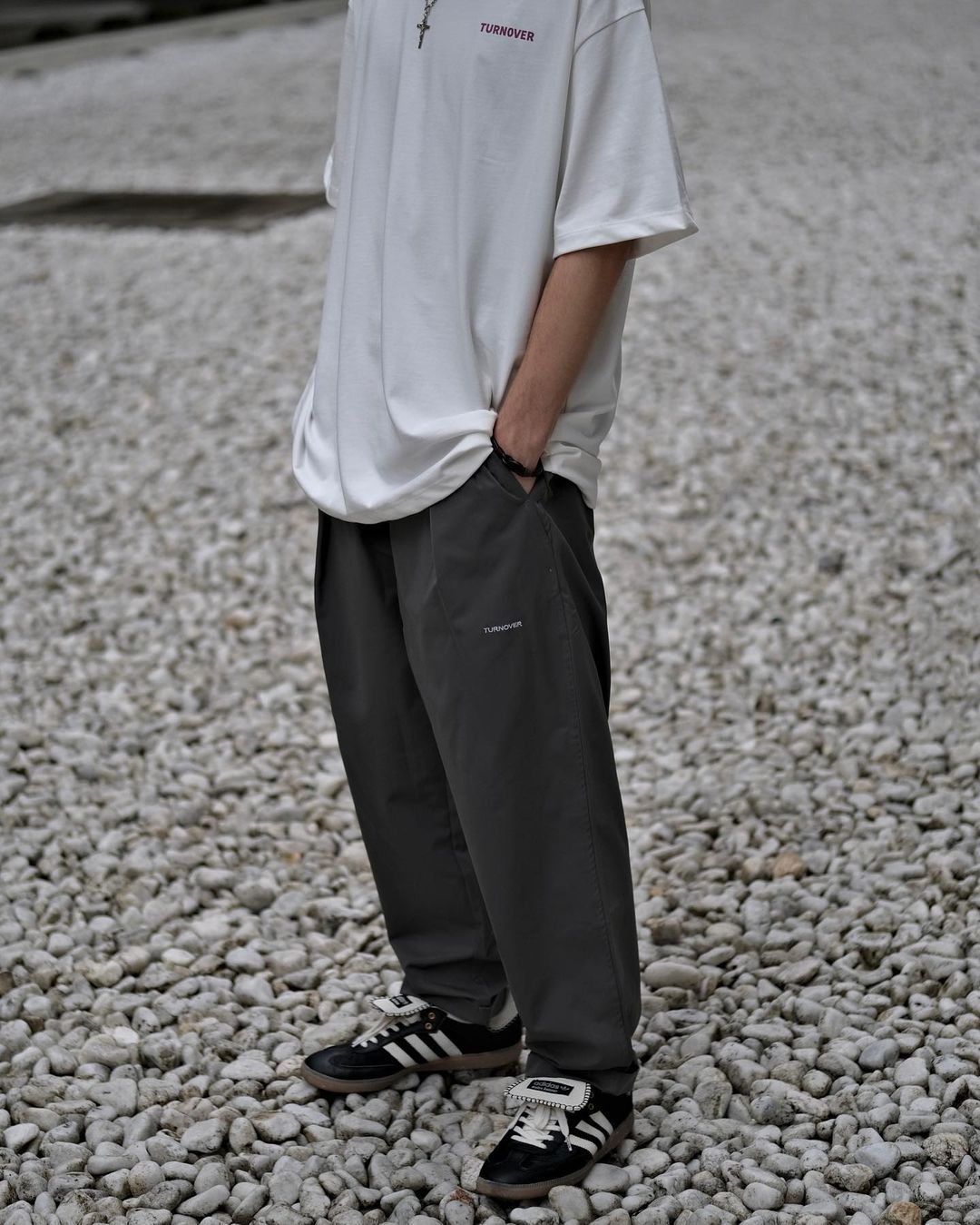 TURNOVER FUNCTIONAL CASUAL PANTS