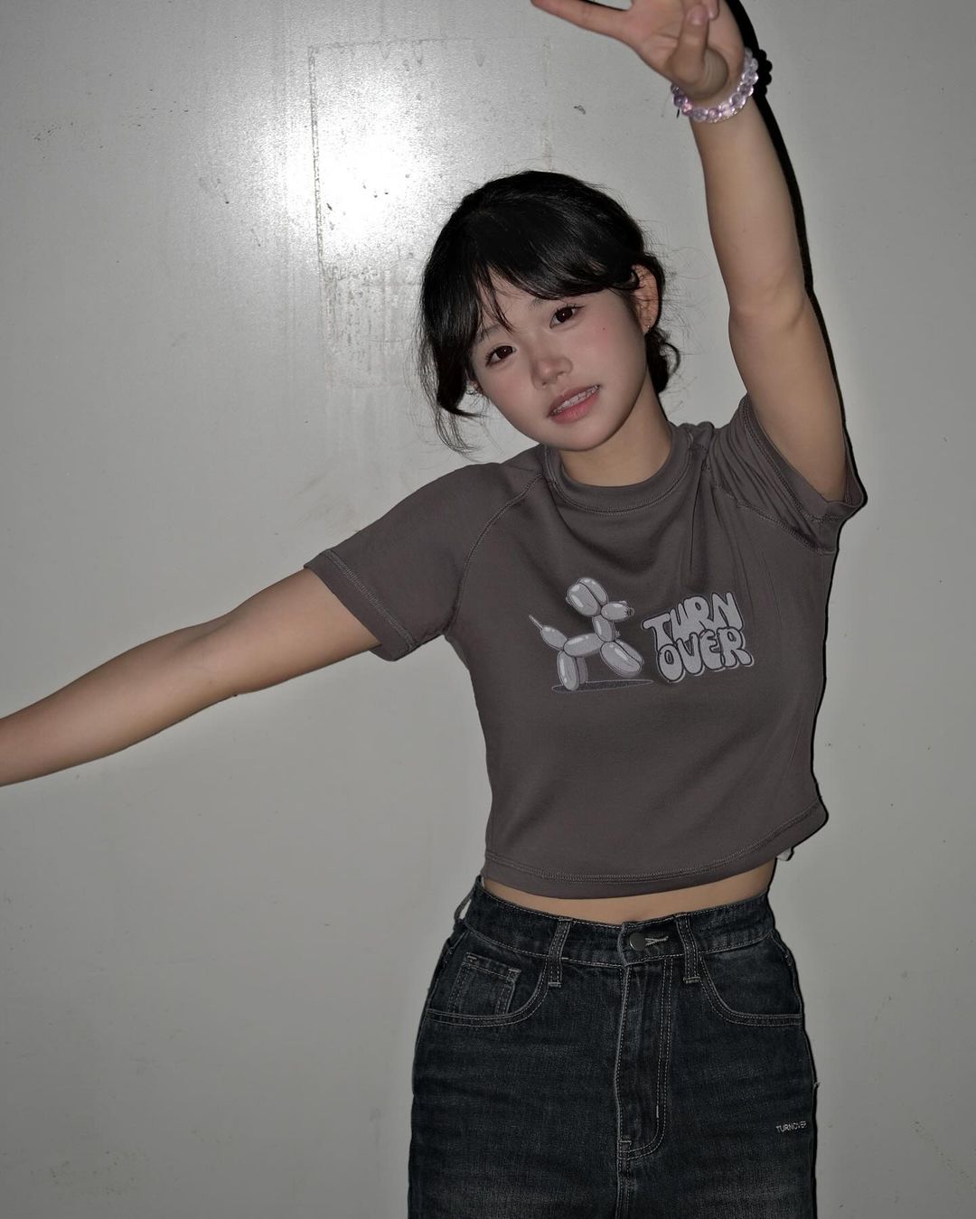 TURNOVER_CO BALLOON DOG CROP TOP