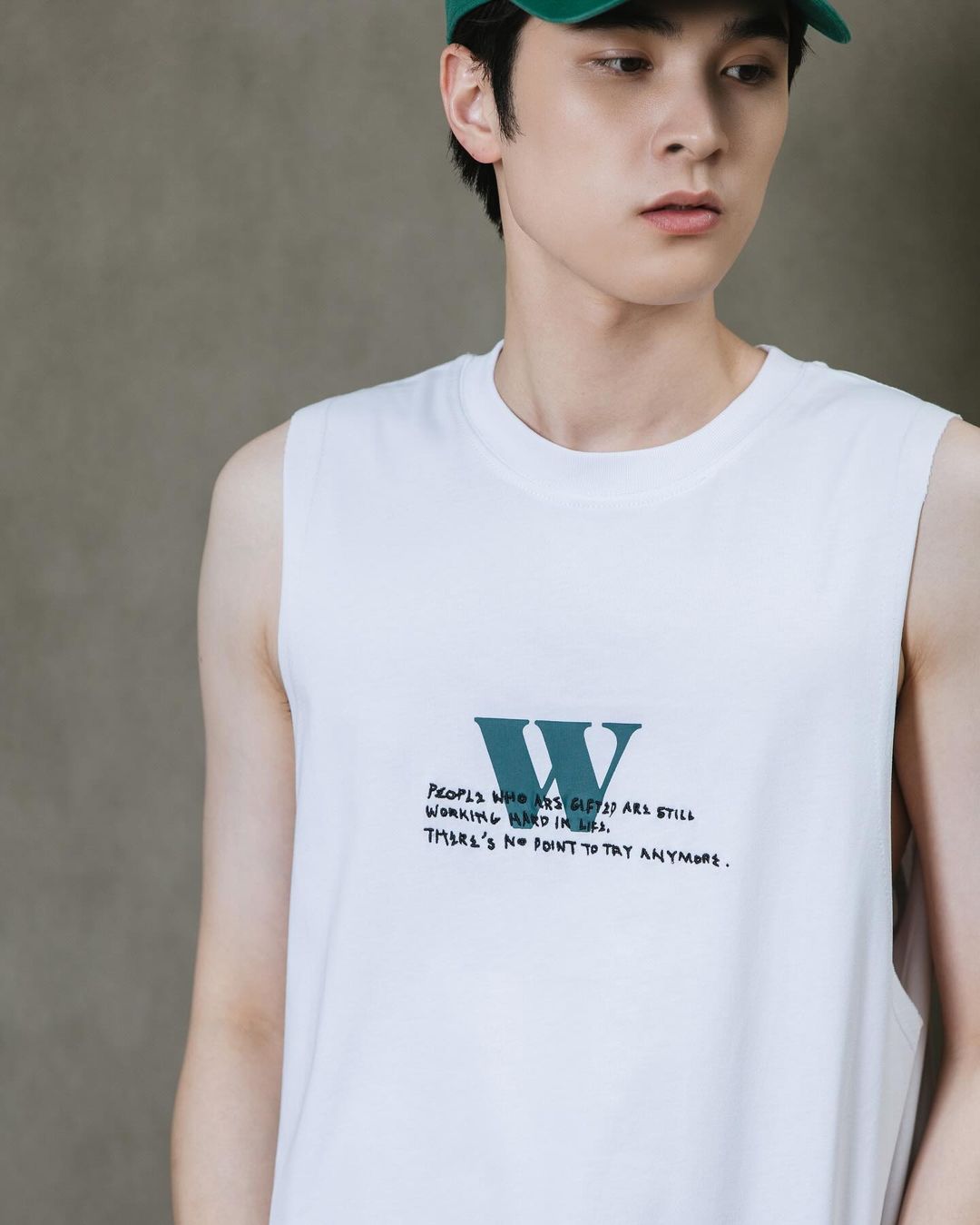 WODEN 2024 SPRING & SUMMER HAMBURGER VEST