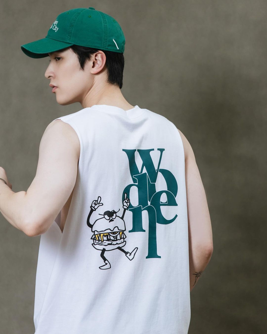 WODEN 2024 SPRING & SUMMER HAMBURGER VEST