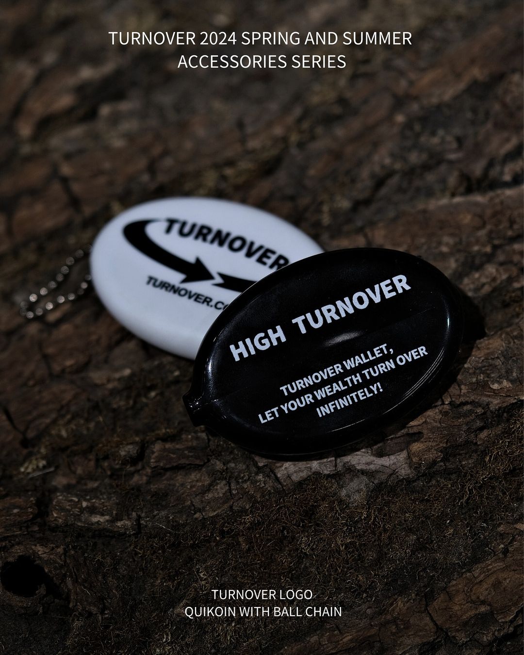 TURNOVER LOGO QUIKOIN WITH BALL CHAIN