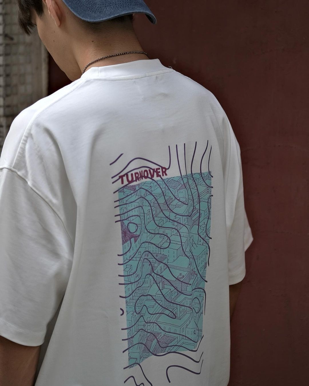 TURNOVER HOUSE T-SHIRT