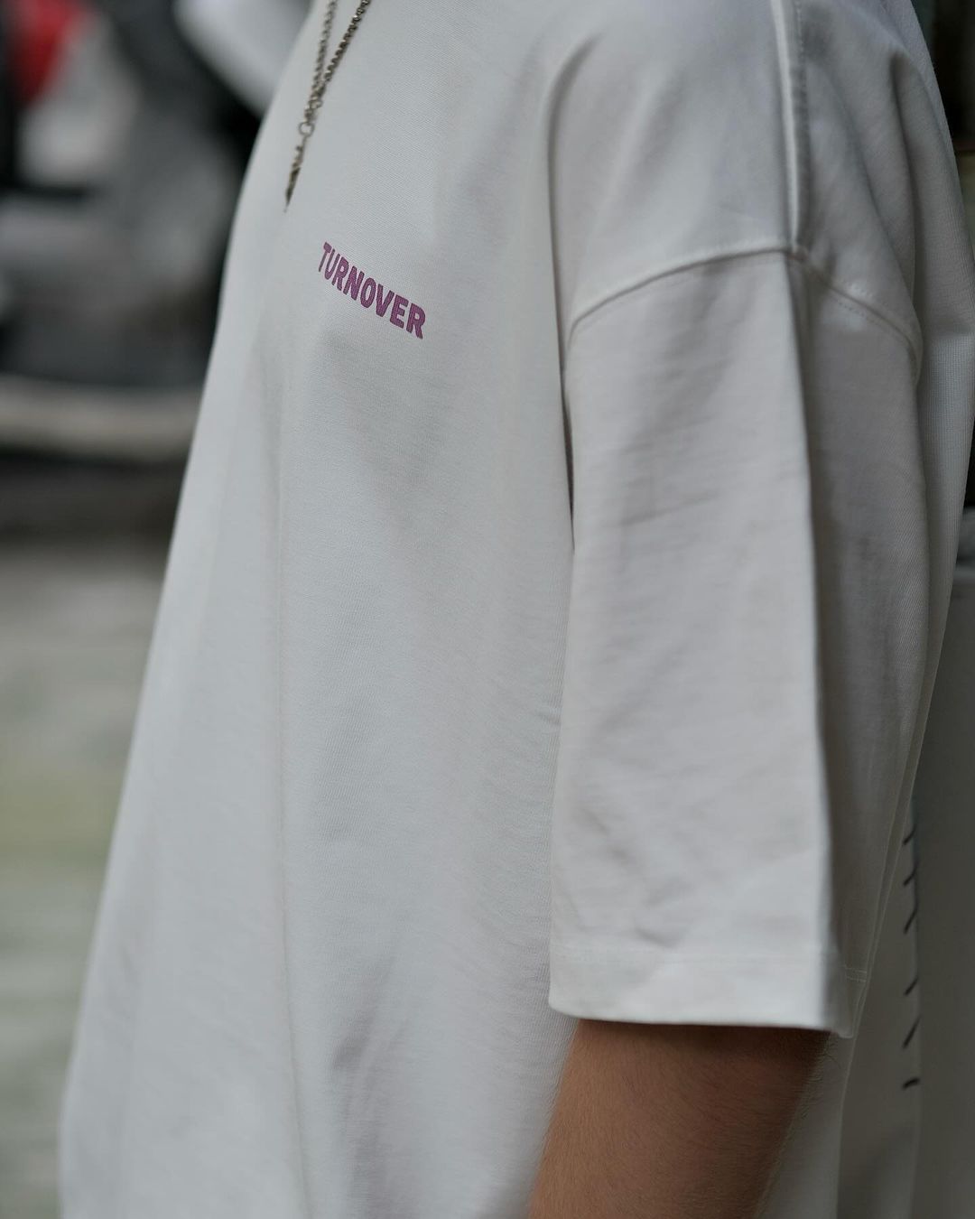 TURNOVER HOUSE T-SHIRT
