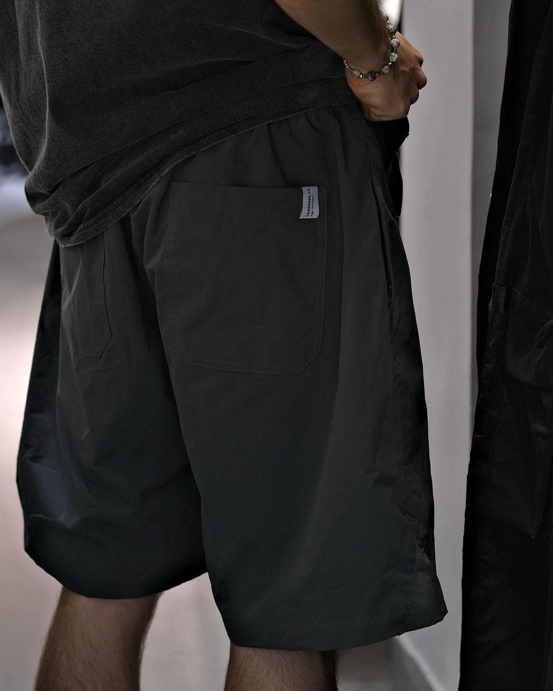 TURNOVER BAGGY SHORTS