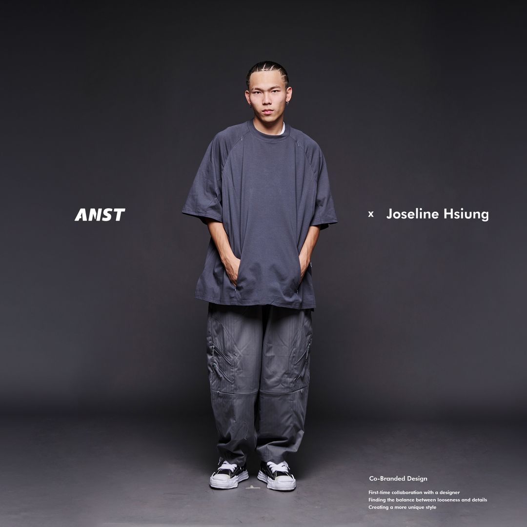 ANST X JOSELINE HSIUNG HIDDEN ZIPPER CUT TEE 882407