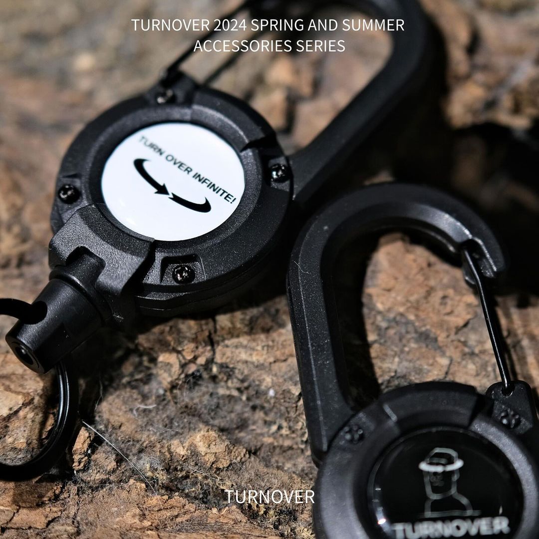 TURNOVER LANYARD