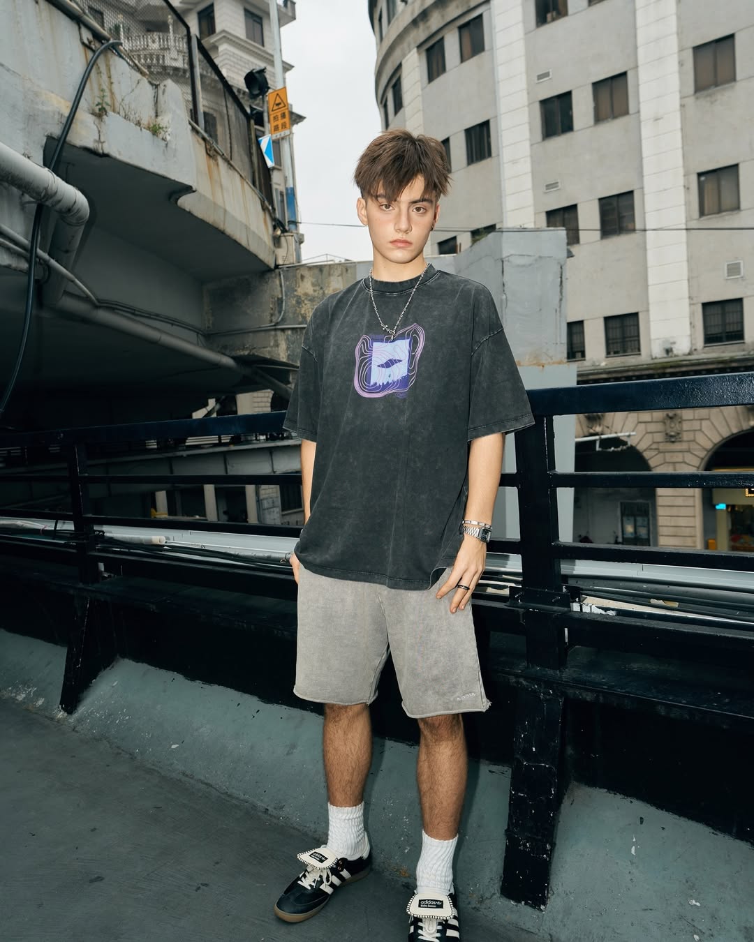 TURNOVER UFO T-SHIRT