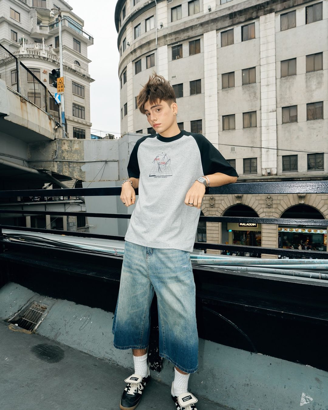 TURNOVER JAPANESE RETRO COLOR-BLOCK SHORT SLEEVE T-SHIRT