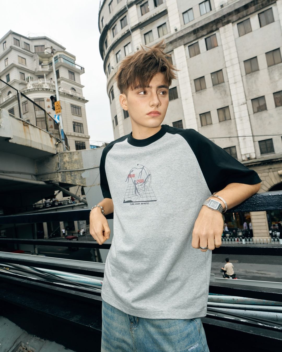 TURNOVER JAPANESE RETRO COLOR-BLOCK SHORT SLEEVE T-SHIRT