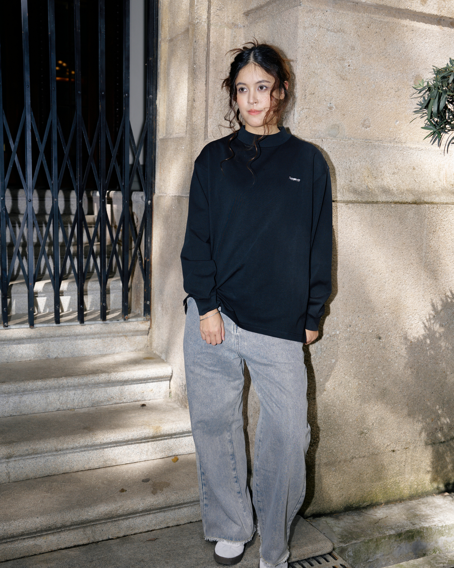 TURNOVER SOLID COLOR HIGH-NECK LONG TEE