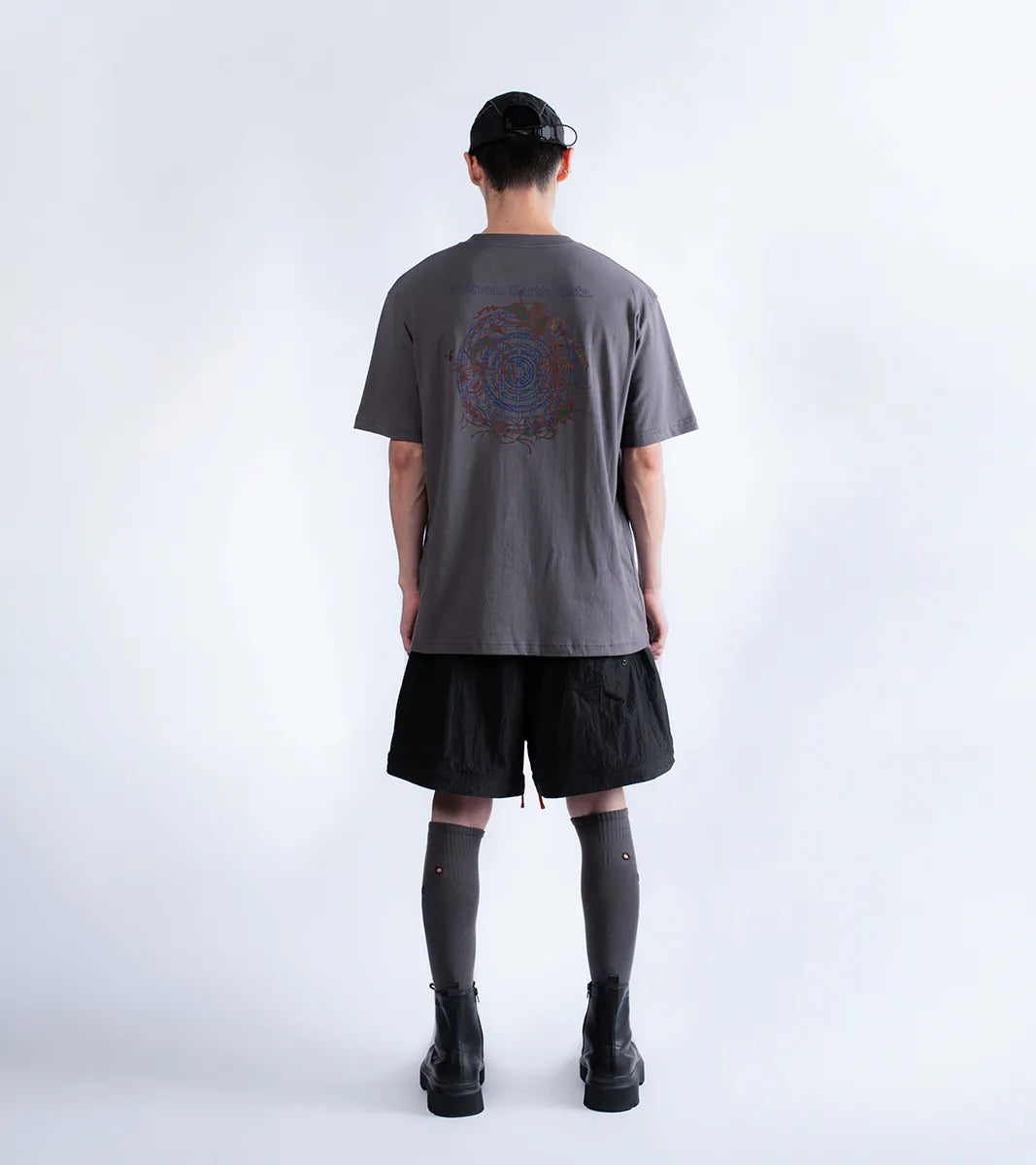 Eyelet knee socks