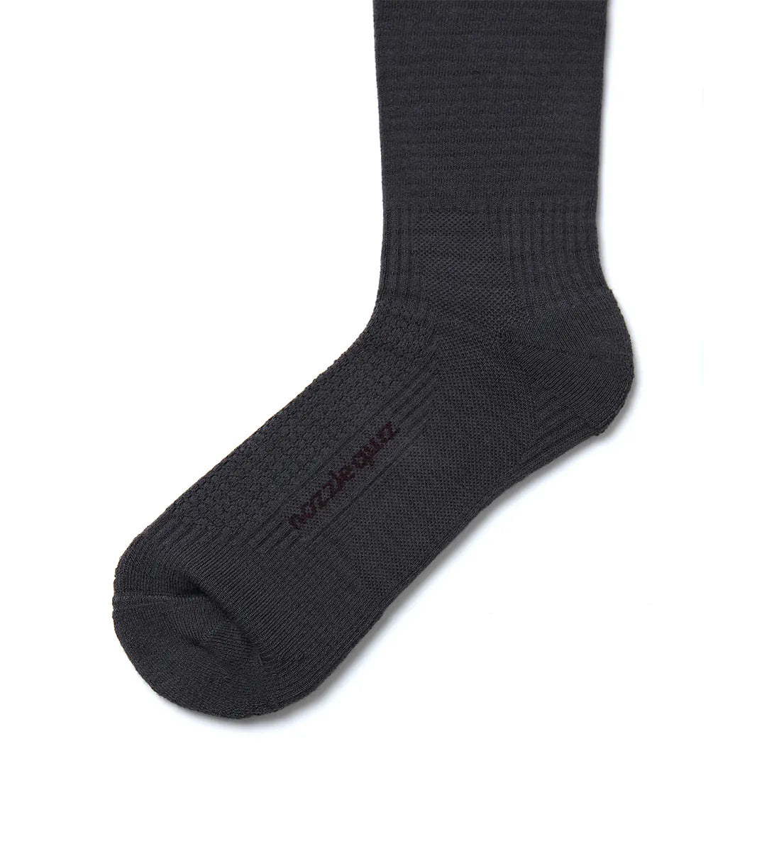 Eyelet knee socks