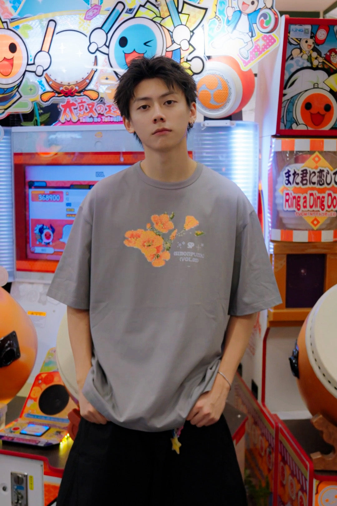 SIMON PUNK Project-SS25-T01 數位 花束 OS TEE