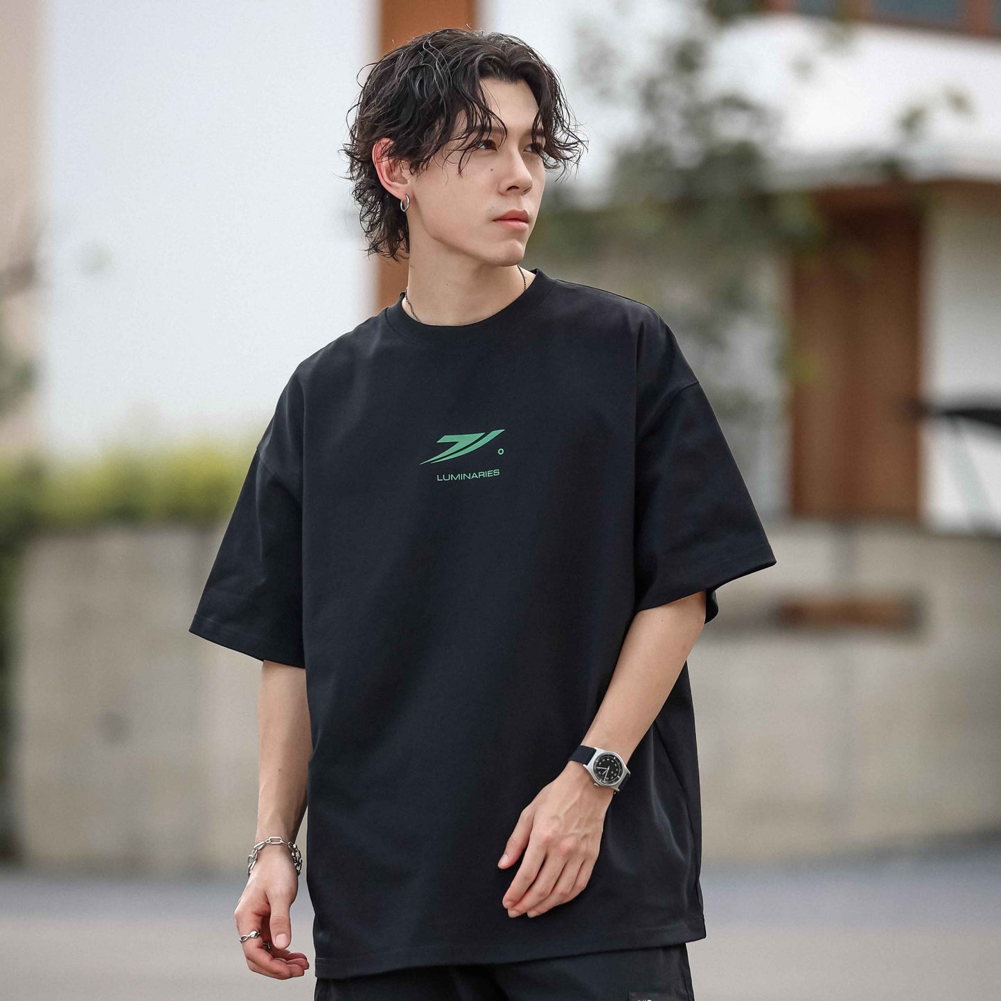 QUEST LUMINARIES TEE 圖形型T