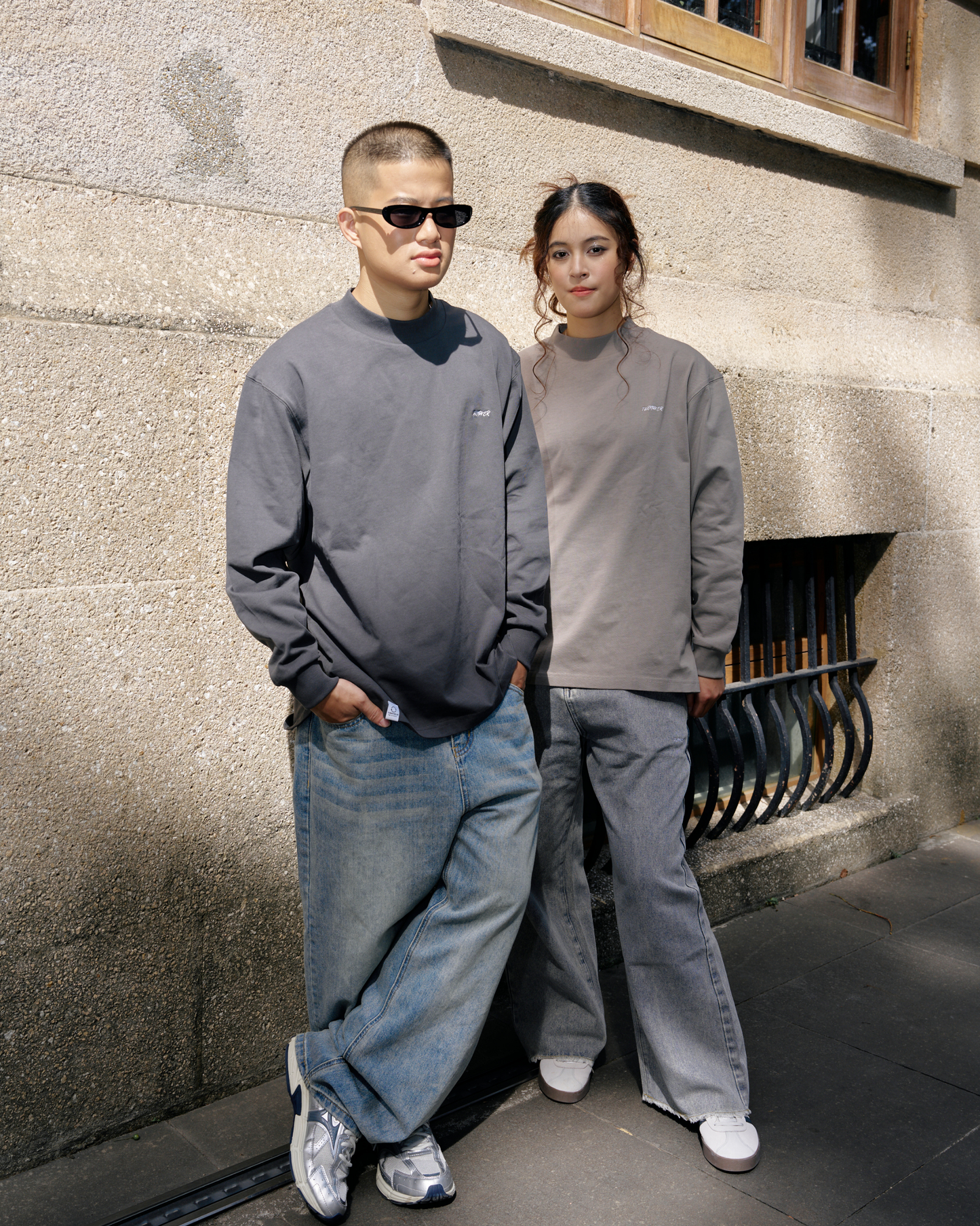 TURNOVER SOLID COLOR HIGH-NECK LONG TEE