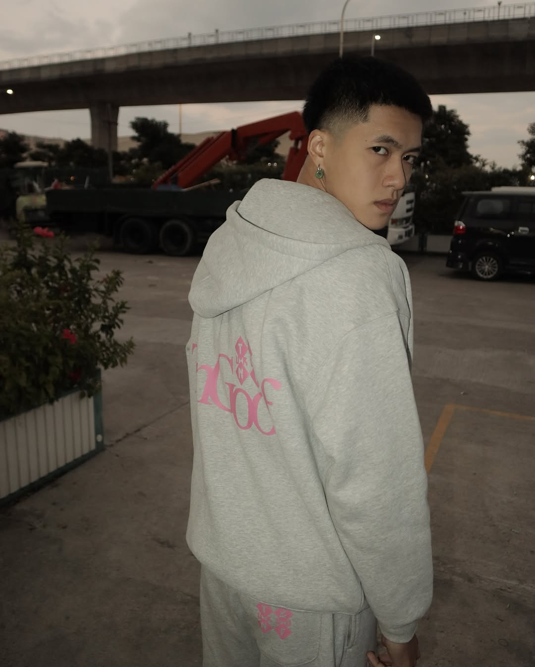 goofopdesk® + turnover® =turngoof ZIP JACKET