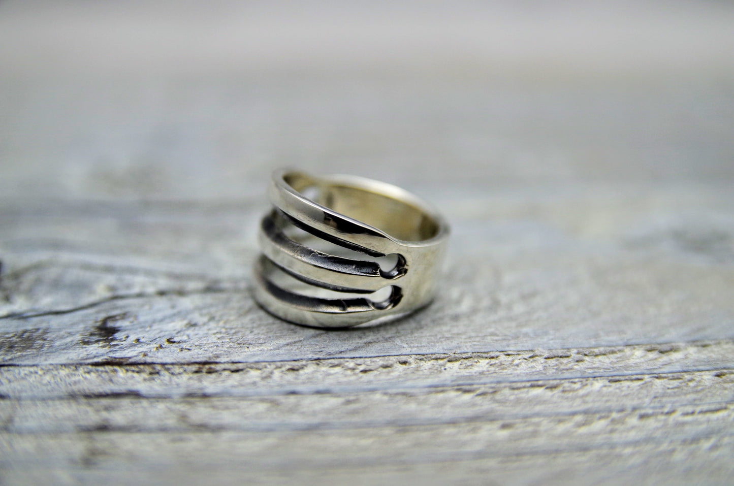 R-008 Wakan Silver Smith Triple Division Ring 三重界戒