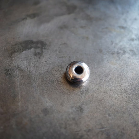 silver beads M