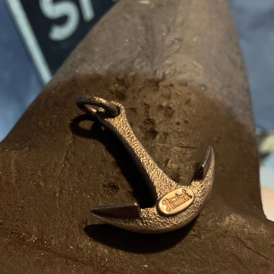 Anchor Top