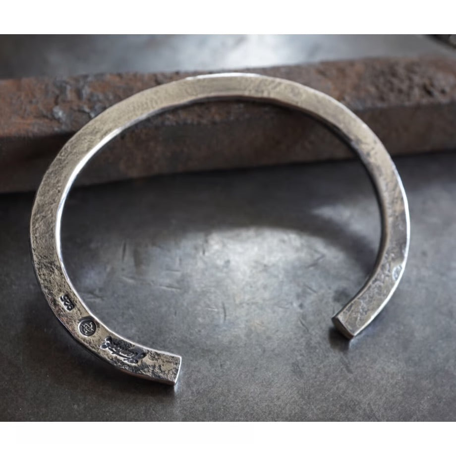 Forged bangle 【silver】