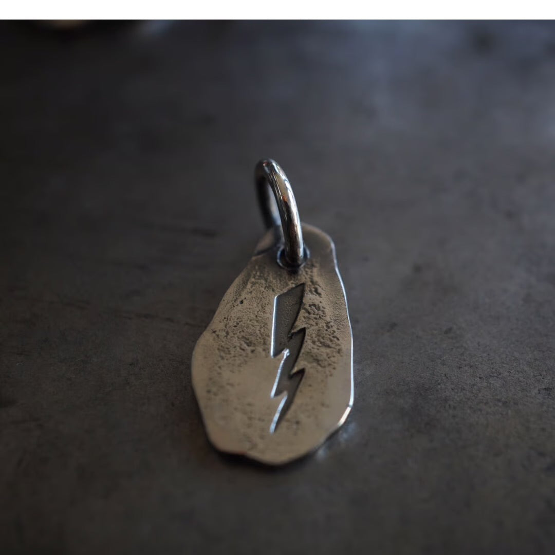 teardrop thundermetal