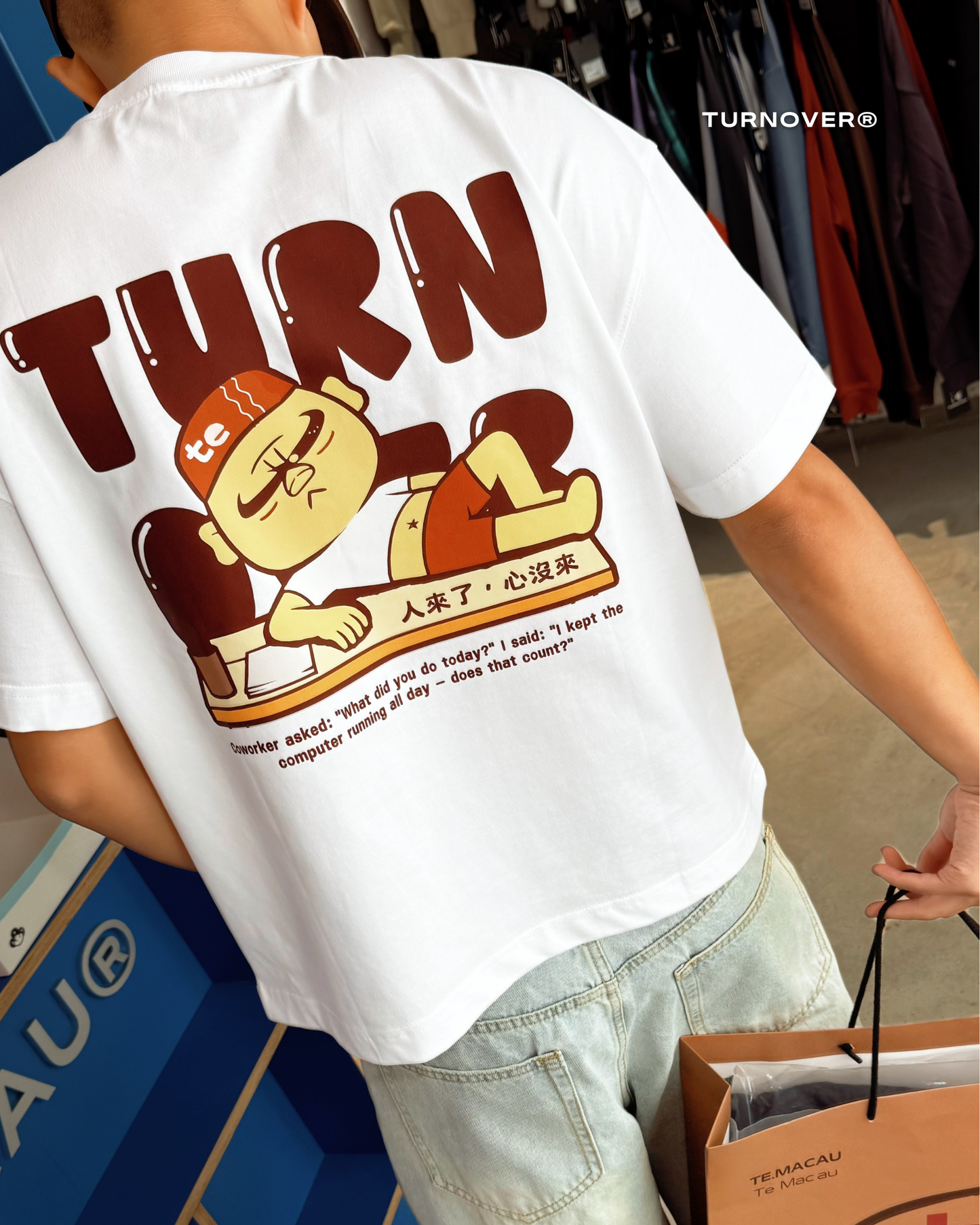 “石撚撚” TEE TURNOVER - T2611