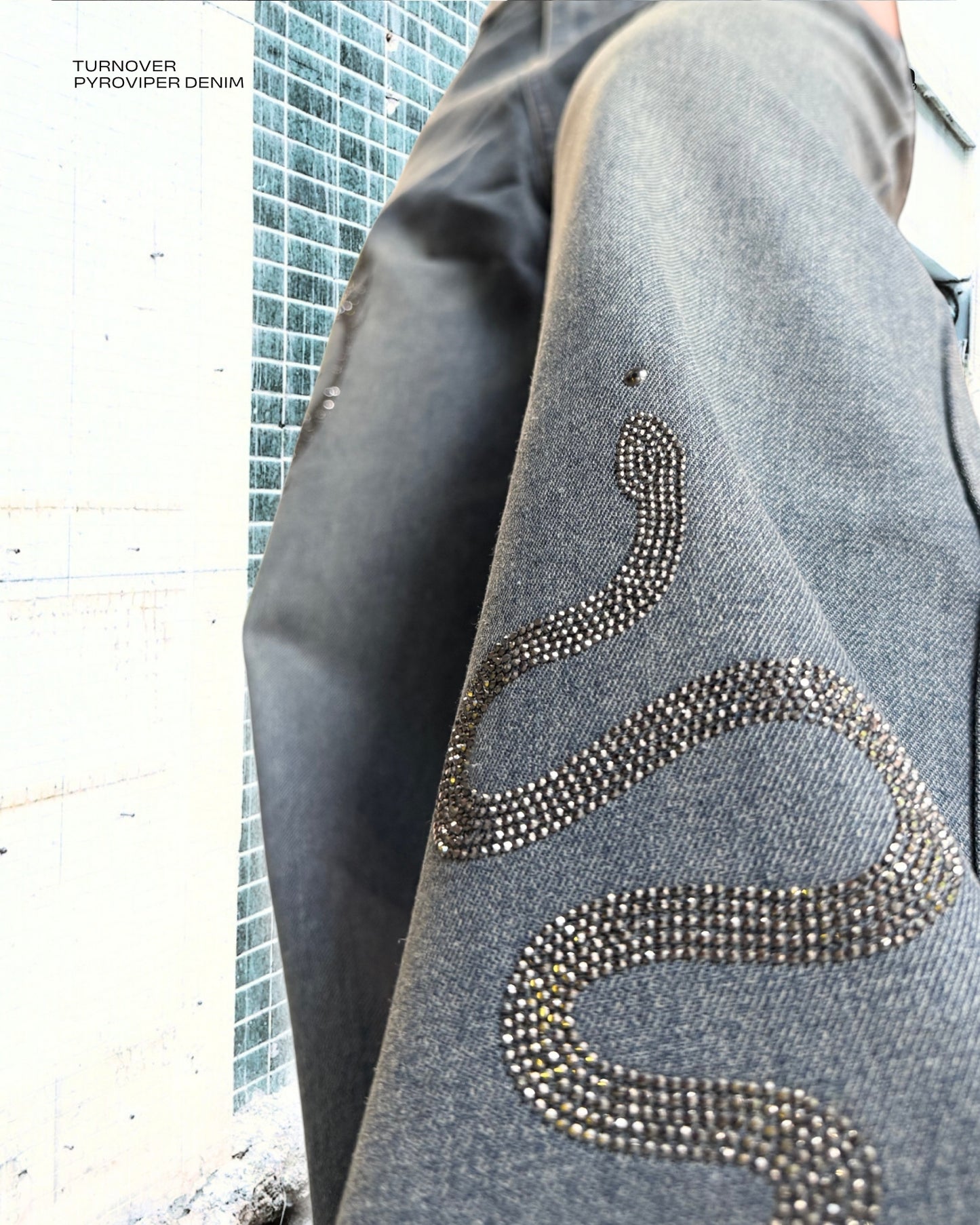TURNOVER 2025S PYROVIPER Jeans “25SS-LS6 火瞳蛇蹤牛仔褲 ”