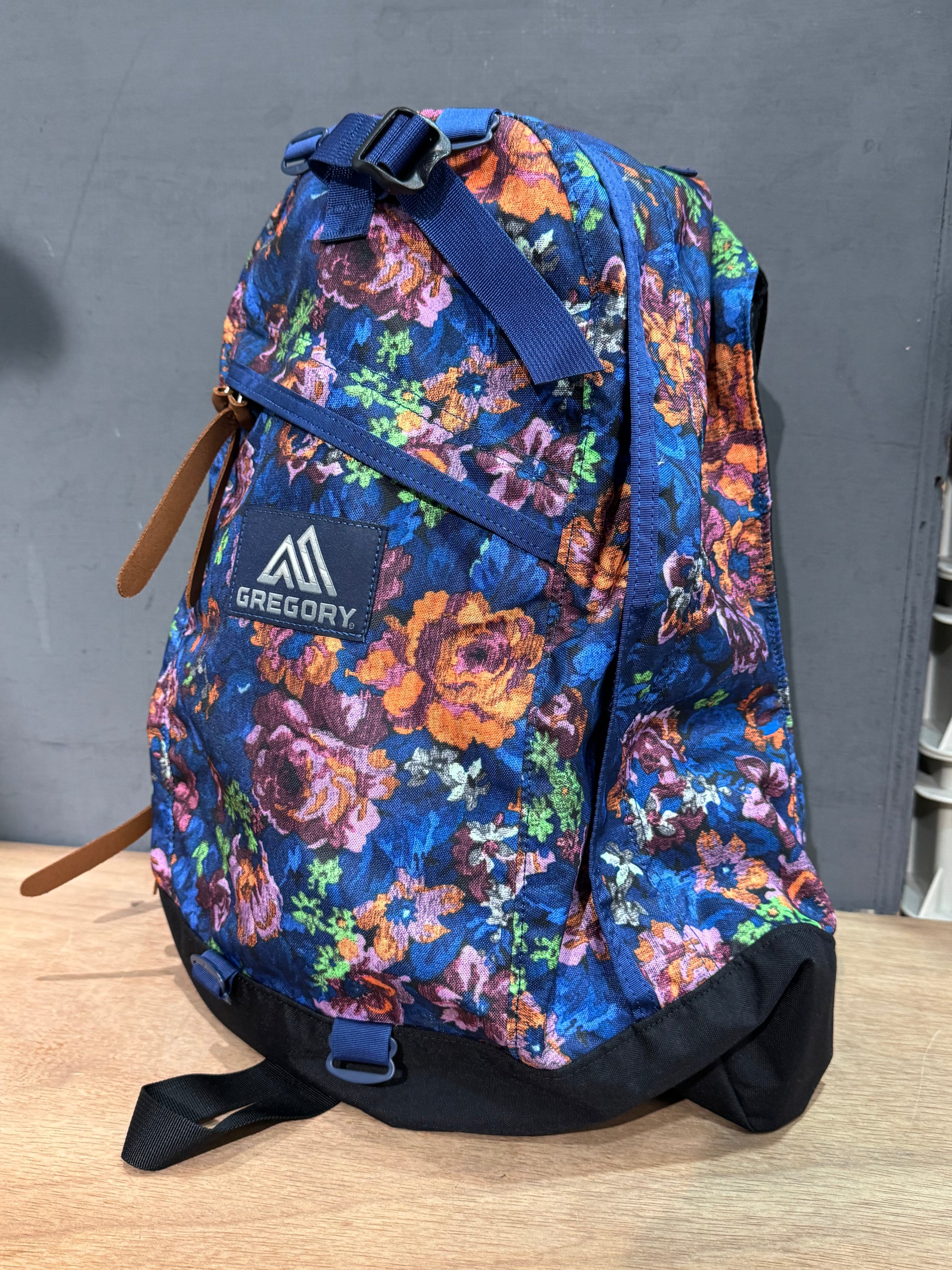 gregory backpack tapestry Gregory Backpack 26L Luminous Tapestry 26L(現貨) – TE.MACAU