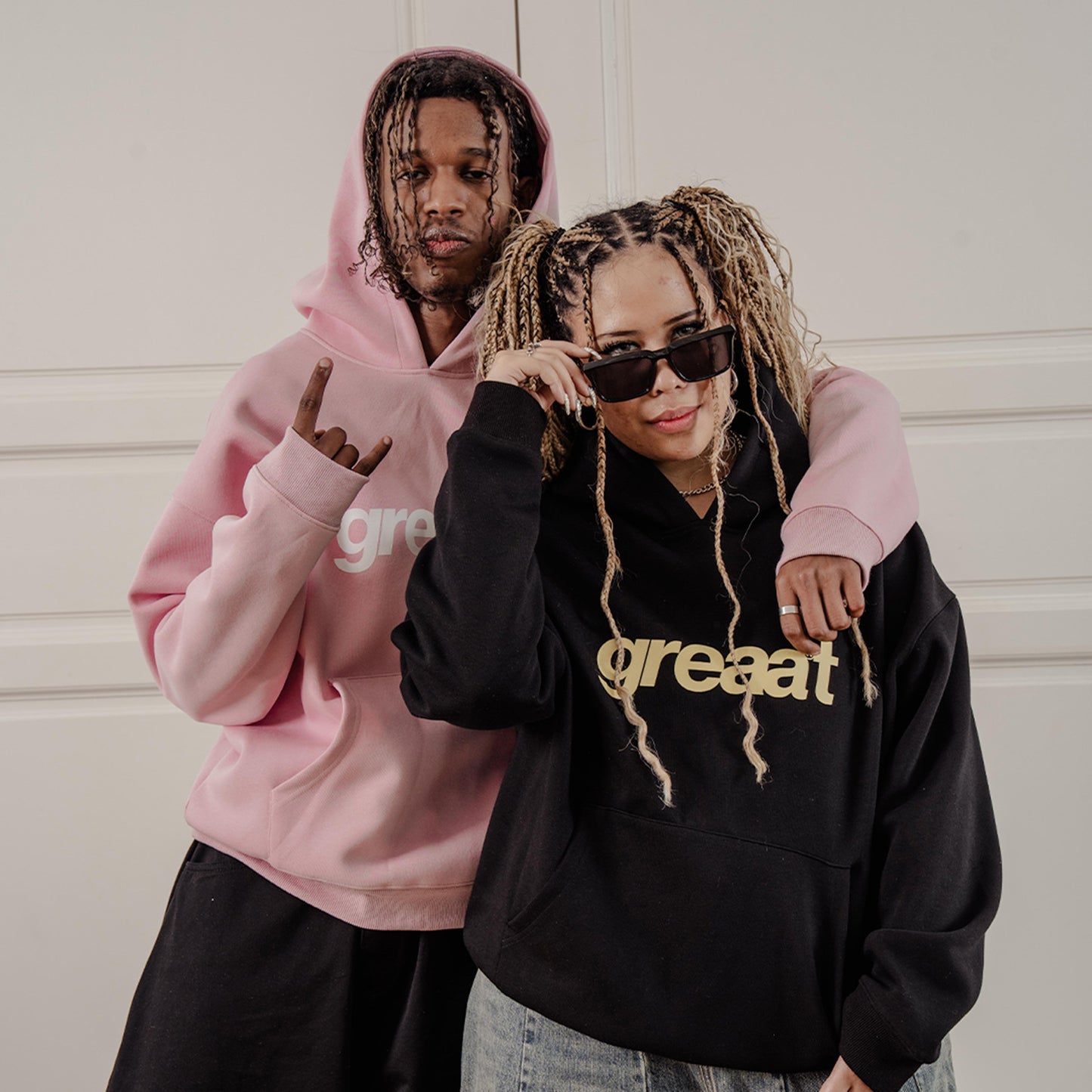 A.A Greaat Hoodie Blush Pink
Bold yet wearable — a vibrant shade that brings personality to your look while still fitting seamlessly into daily wear.