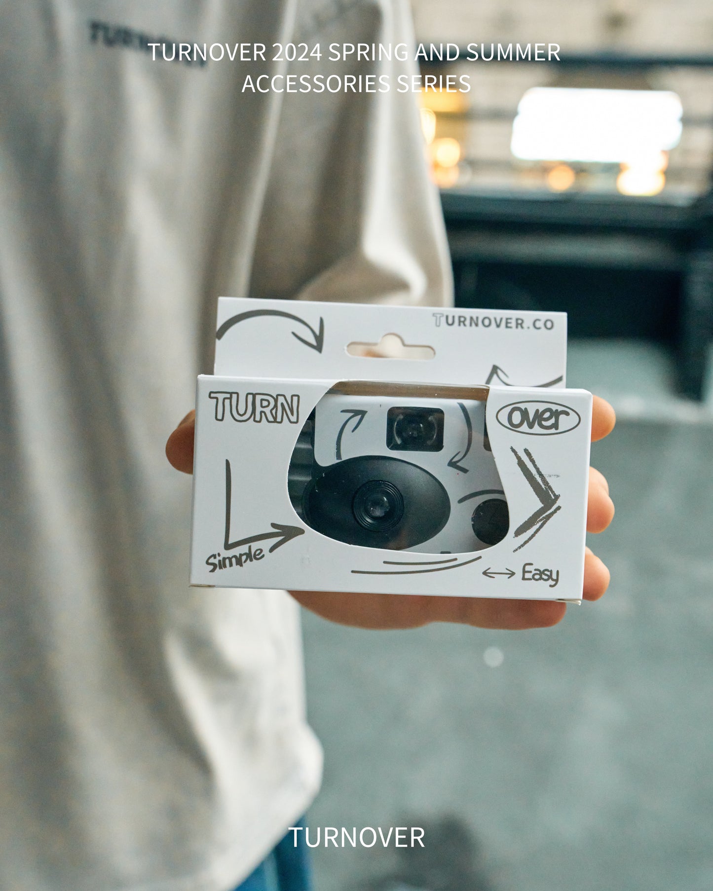 TURNOVER DISPOSABLE FILM CAMERA