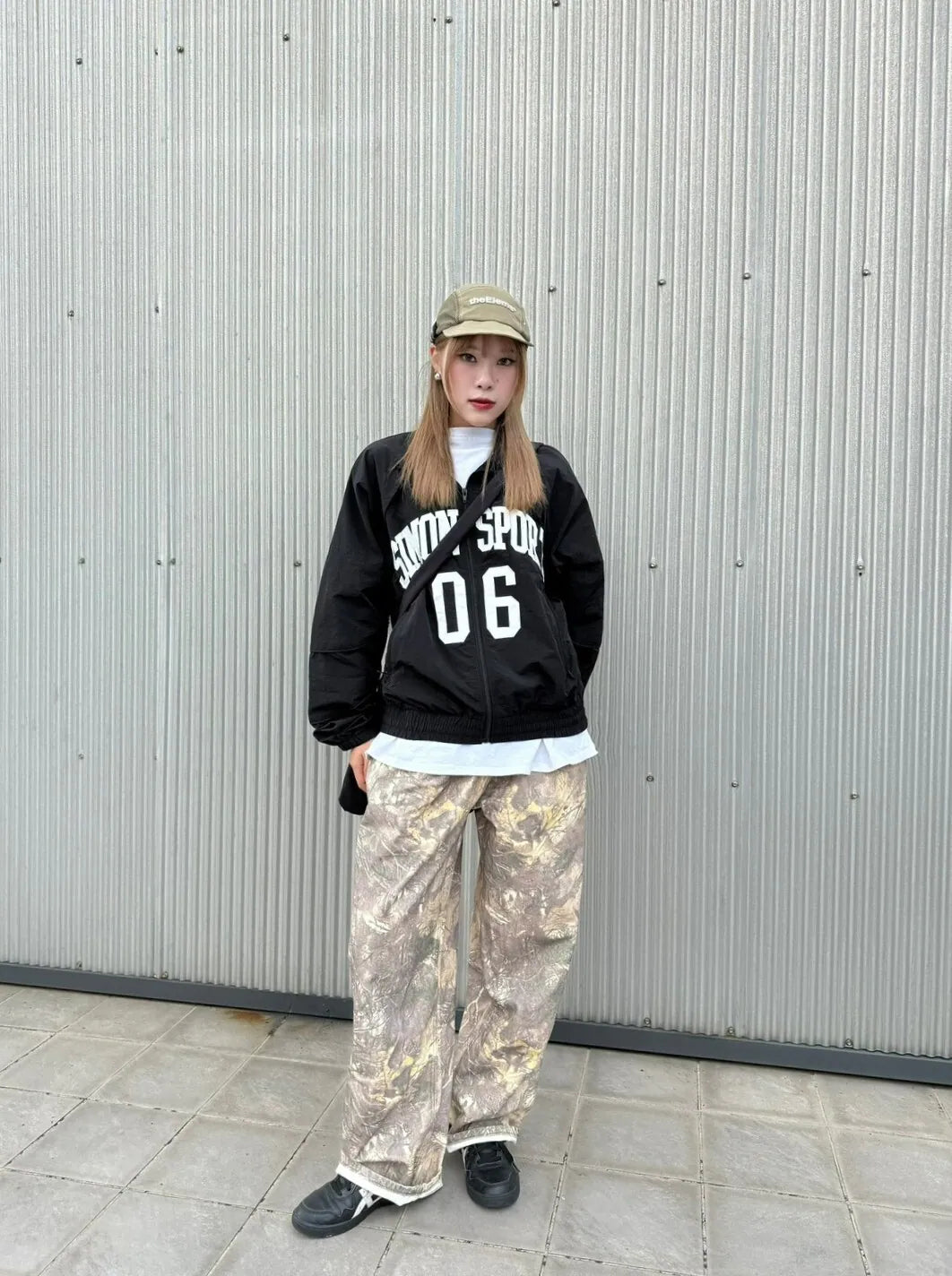 SIMON MADE BW-2518 荒野匿蹤 枯樹 迷彩 彎刀 長褲