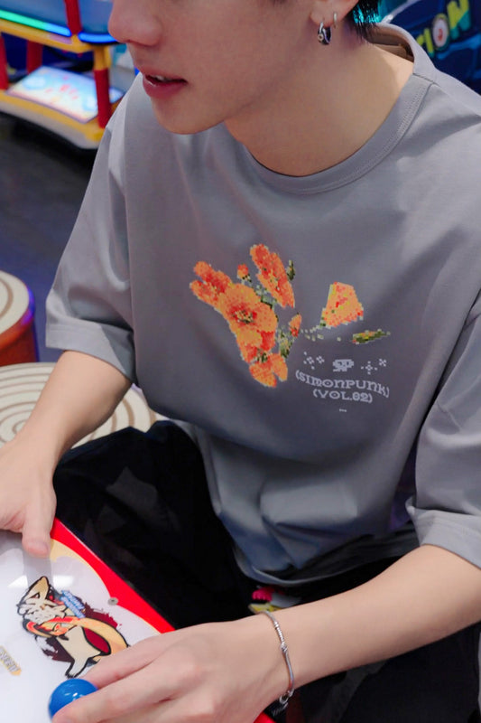 SIMON PUNK Project-SS25-T01 數位 花束 OS TEE