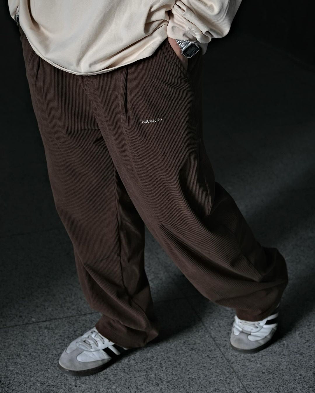 TURNOVER THIN CORDUROY PANTS