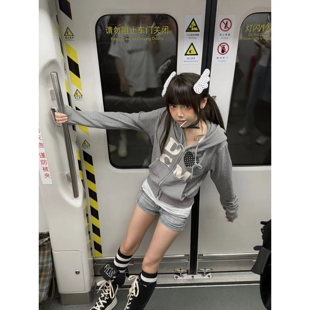 DCM 美式 復古 字母 條紋 星星 連帽外套 DCM-W75