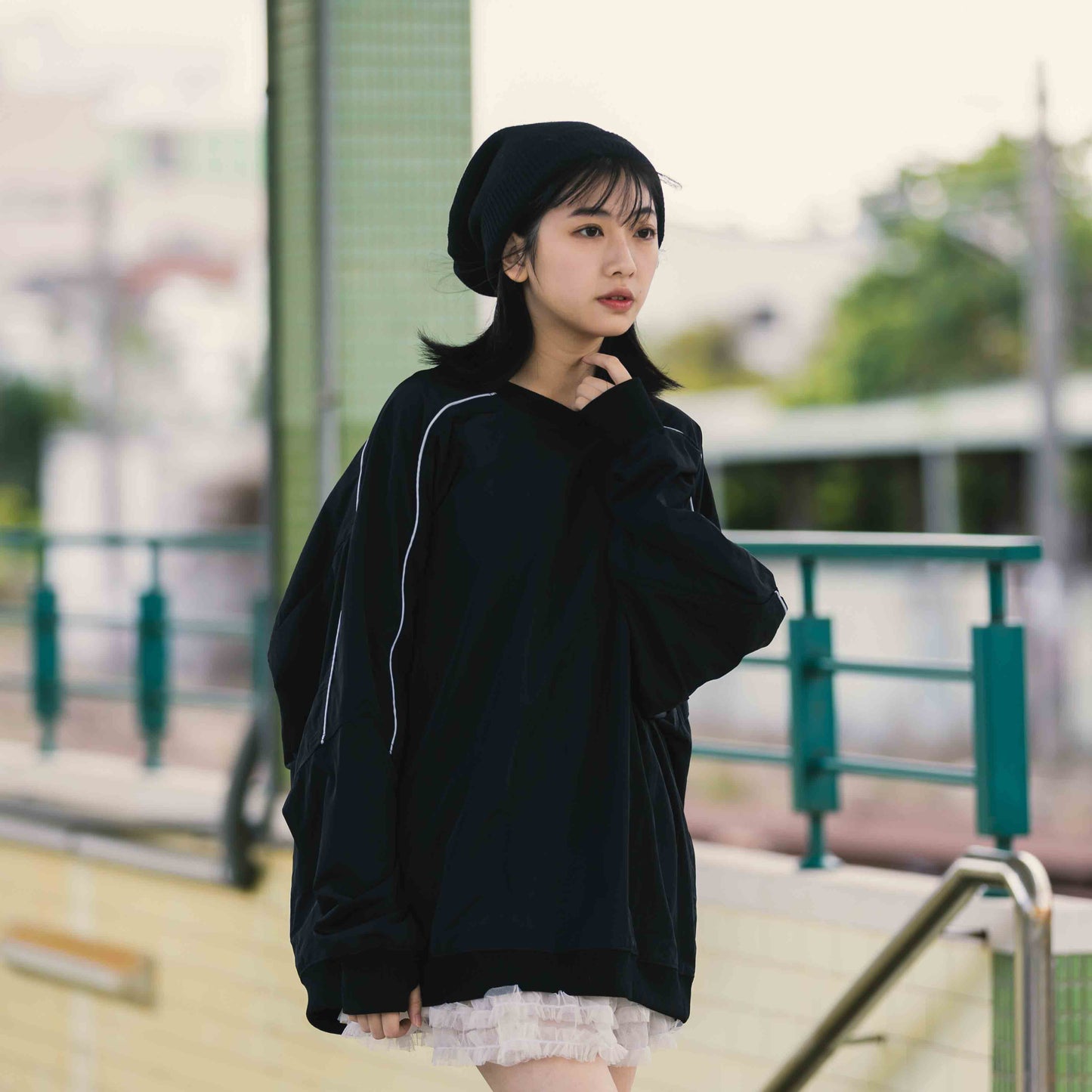 QUEST CUT LINE TEE出芽尼龍大學TEE