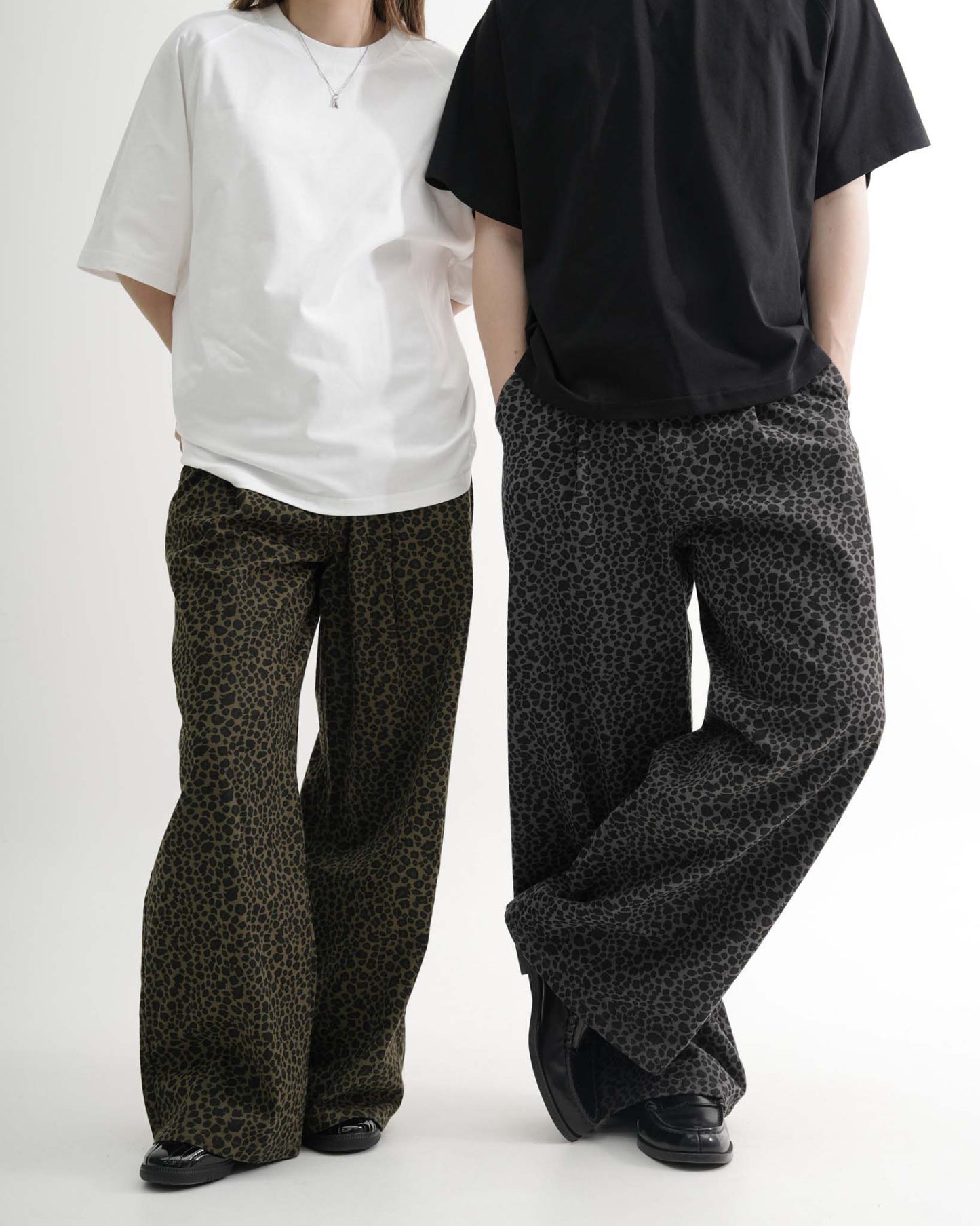 MUILLY 豹紋寬版直筒褲