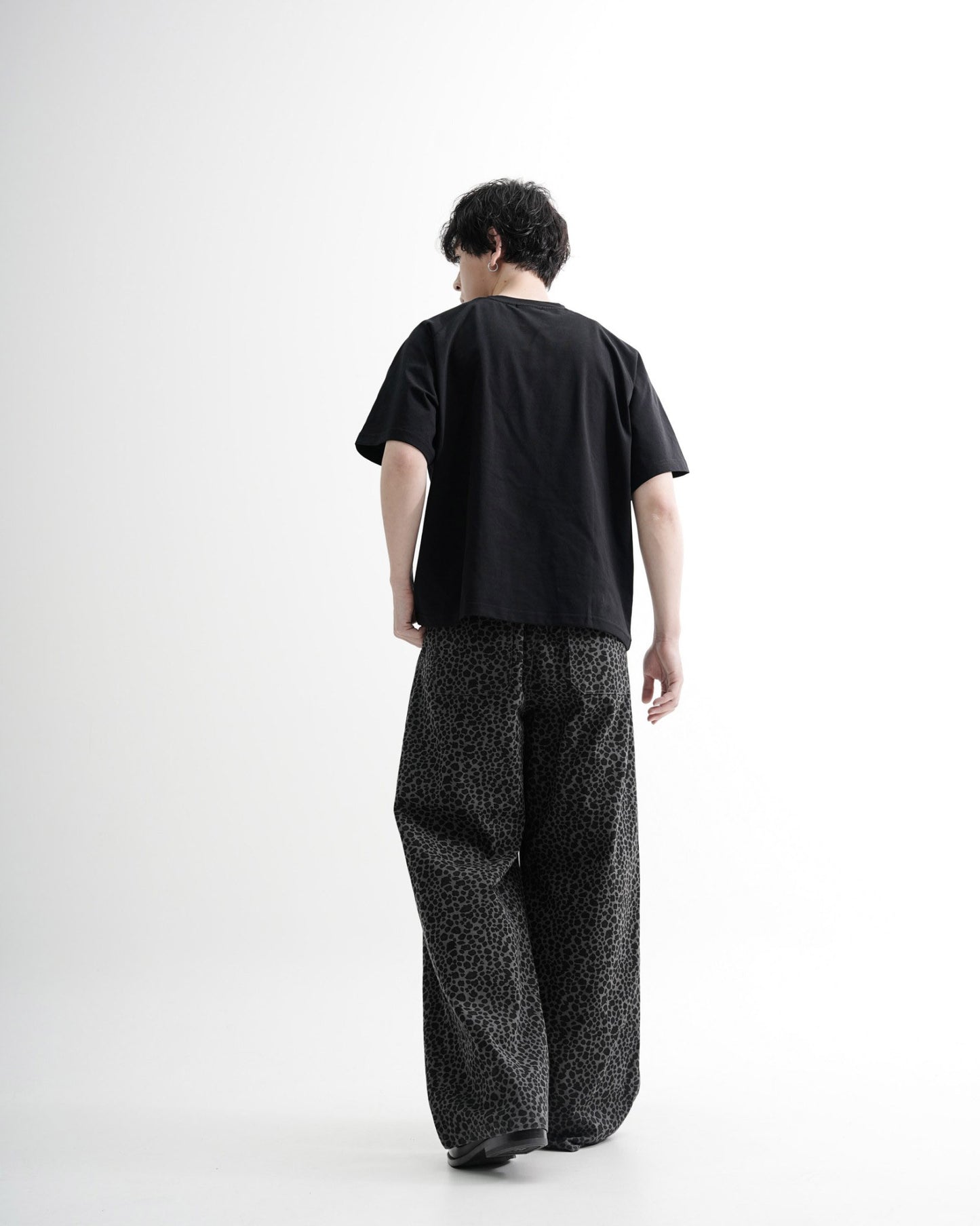 MUILLY 豹紋寬版直筒褲