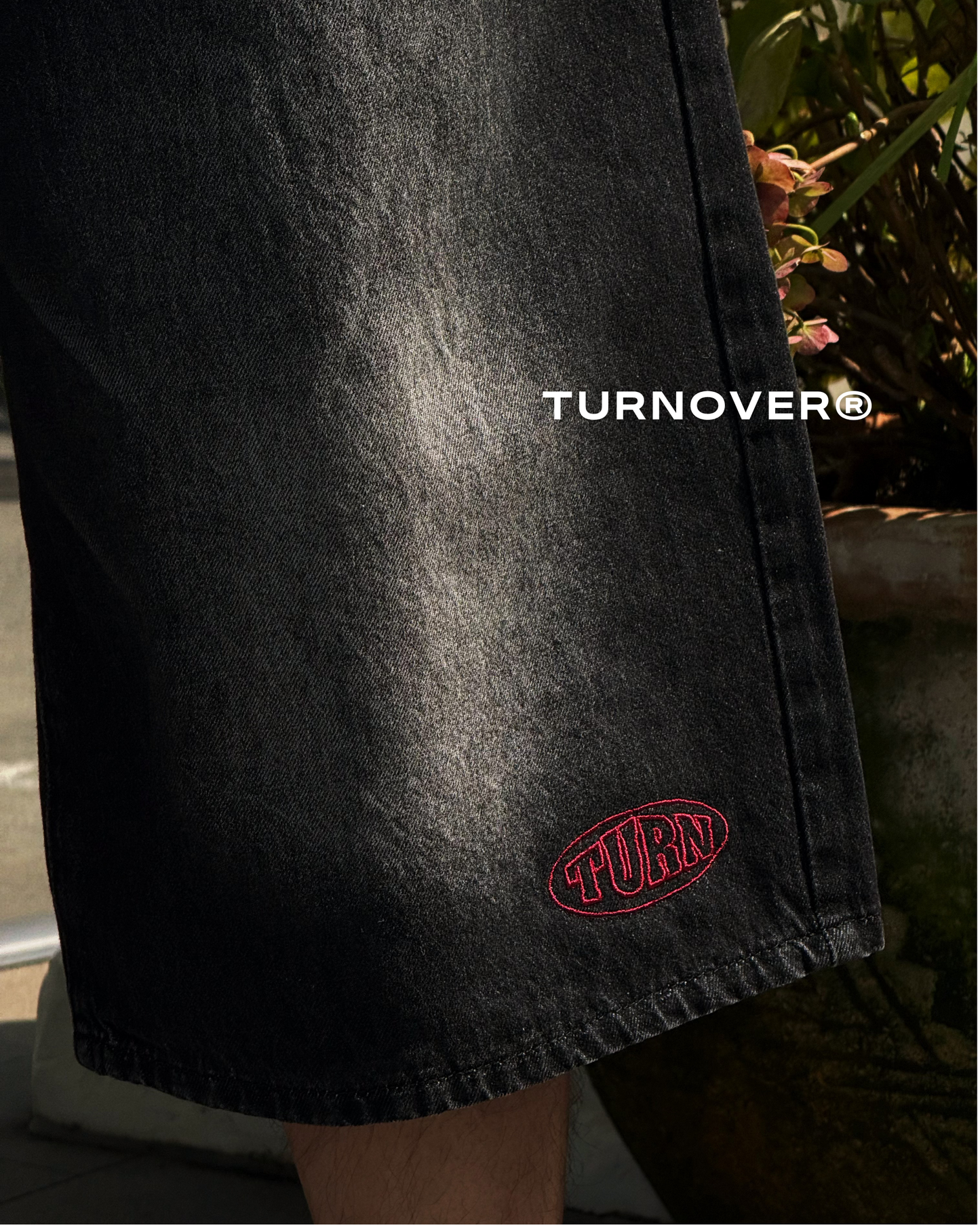 "紅得剛好" 牛仔褲TURNOVER - L2601