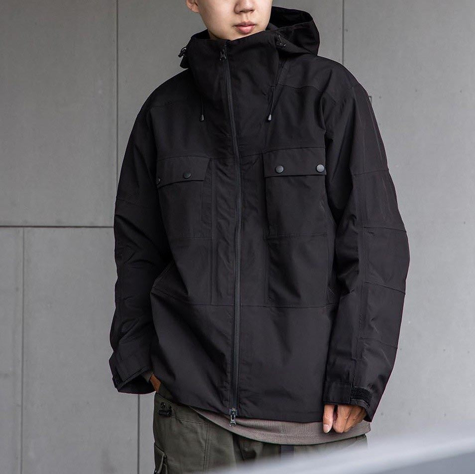 【QUEST】FUNCTIONAL JACKET-機能風衣外套 防潑水 防風 拚色