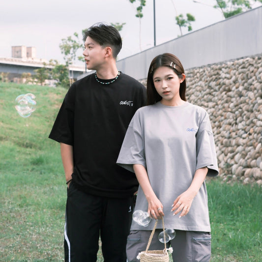 QUEST Driving Cat TEE 賽車貓咪TEE