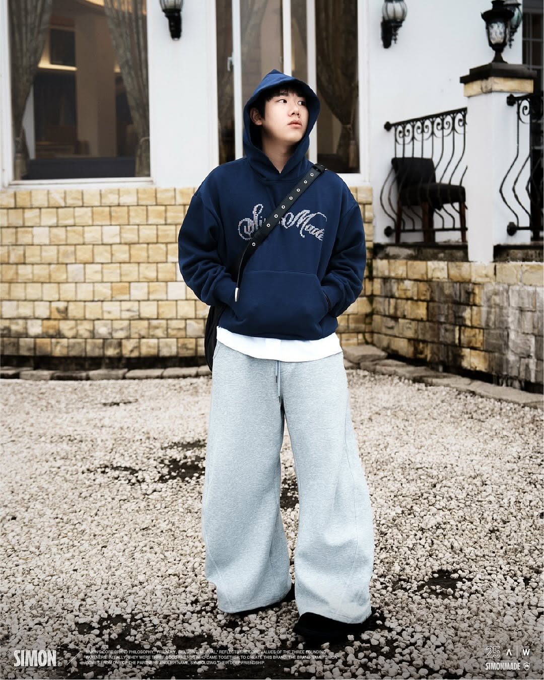 SIMON MADE HL-2503 黑曜星塵 水鑽 BOXY 帽T