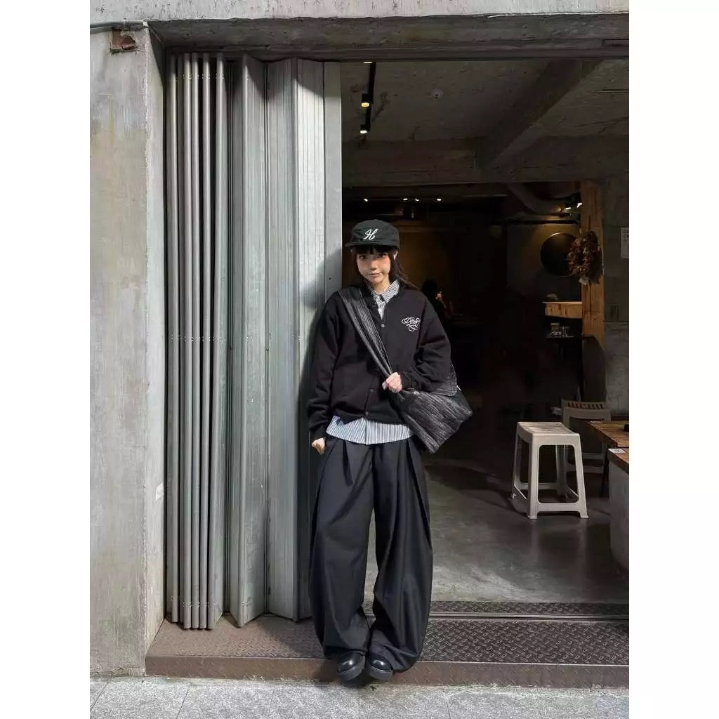 DCM 針織外套 老錢風 短版 合身 毛衣 針織 開襟衫 DCM-L49