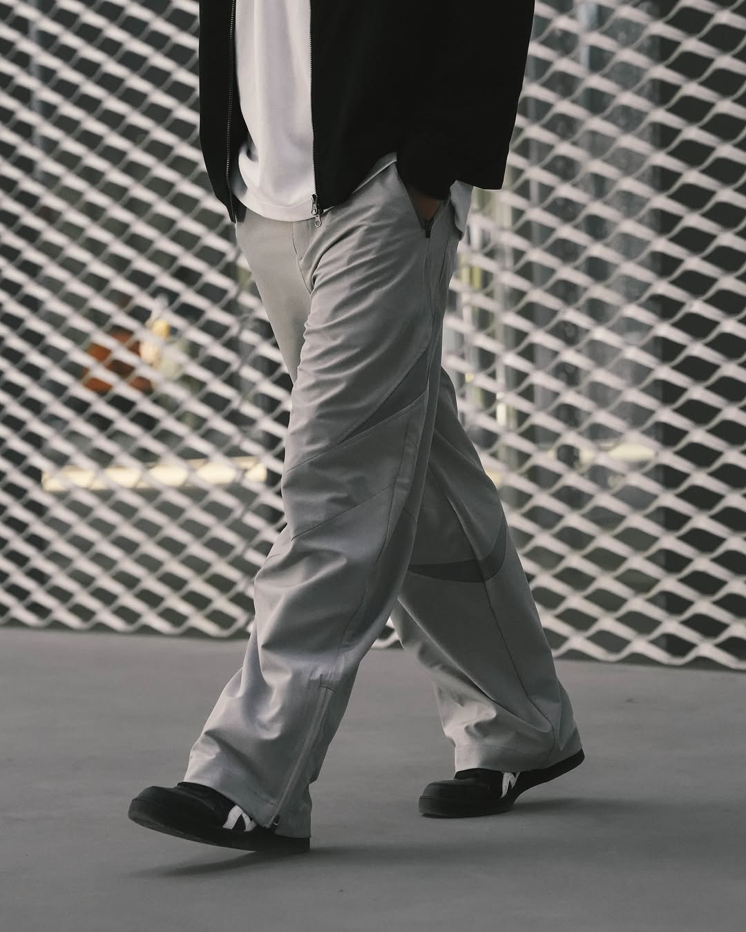 QUEST Arc Tailored Pants 弧形拼接長褲